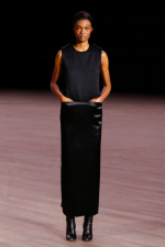 Look-28-NAKI