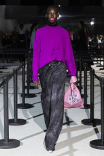 LOOK_17_MAL2510_PARIS_SS26_AG01220