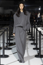 LOOK_33_MAL2510_PARIS_SS26_AG02433