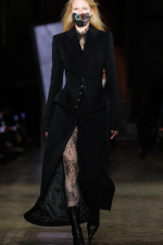 McQueen_AW25_Look_05