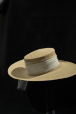 030-hat-Ivo