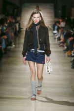 MIU-MIU-FW22_LOOK-17