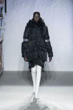 MM6-Maison-Margiela-AW22-Look-15