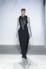 MM6-Maison-Margiela-AW22-Look-21