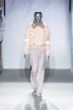 MM6-Maison-Margiela-AW22-Look-22