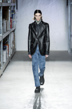 MM6-Maison-Margiela-AW22-Look-5