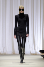MM6_SHOW_AW24_LOOK01