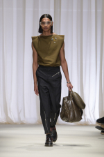 MM6_SHOW_AW24_LOOK18