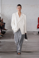 N-Pasqualetti_ss25_runway_press_look02