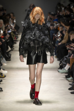 Noir-Kei-Ninomiya_FW26-27_03