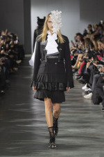 Noir-Kei-Ninomiya-SS26-def-2x3-007