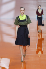 Prada-Donna-SS26-11