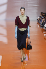 Prada-Donna-SS26-12