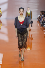 Prada-Donna-SS26-14