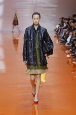 Prada-Donna-SS26-16