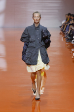 Prada-Donna-SS26-30