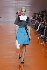Prada-Donna-SS26-40
