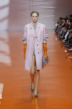 Prada-Donna-SS26-44
