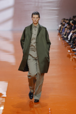 Prada-Donna-SS26-50