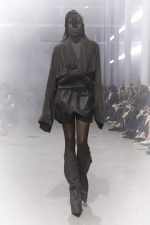 RICK-OWENS_WFW26_LOOK-26