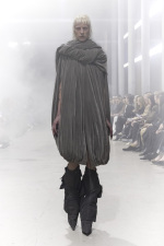 RICK-OWENS_WFW26_LOOK-43