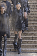 Rick-Owens-RTW-SS25-Paris-050