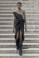 Rick-Owens-RTW-SS26-Paris-22