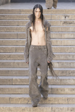 Rick-Owens-Men-SS26-Paris-LOOK-12
