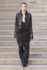 Rick-Owens-Men-SS26-Paris-LOOK-24