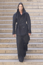 Rick-Owens-Men-SS26-Paris-LOOK-25