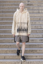 Rick-Owens-Men-SS26-Paris-LOOK-32