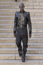 Rick-Owens-Men-SS26-Paris-LOOK-7