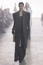 Rick-Owens-RTW-FW25-07