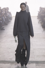 Rick-Owens-RTW-FW25-11