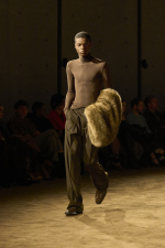 SAINT_LAURENT_FASHION_SHOW_MEN_WINTER26_RUNWAY_HR_12