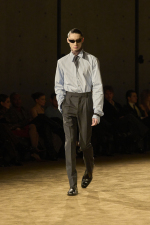 SAINT_LAURENT_FASHION_SHOW_MEN_WINTER26_RUNWAY_HR_19
