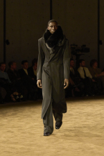 SAINT_LAURENT_FASHION_SHOW_MEN_WINTER26_RUNWAY_HR_2