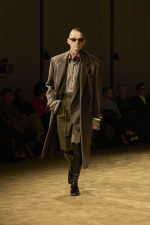 SAINT_LAURENT_FASHION_SHOW_MEN_WINTER26_RUNWAY_HR_37