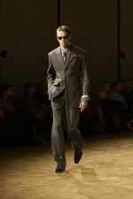 SAINT_LAURENT_FASHION_SHOW_MEN_WINTER26_RUNWAY_HR_39