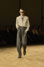 SAINT_LAURENT_FASHION_SHOW_MEN_WINTER26_RUNWAY_HR_40