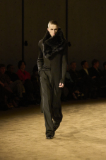 SAINT_LAURENT_FASHION_SHOW_MEN_WINTER26_RUNWAY_HR_5