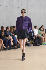 SAINT-LAURENT_FASHION_SHOW_MEN_SUMMER26_RUNWAY_05_HR