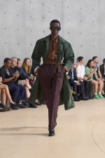 SAINT-LAURENT_FASHION_SHOW_MEN_SUMMER26_RUNWAY_13_HR