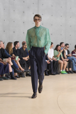 SAINT-LAURENT_FASHION_SHOW_MEN_SUMMER26_RUNWAY_15_HR