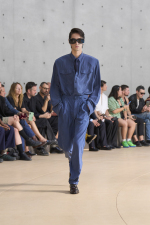 SAINT-LAURENT_FASHION_SHOW_MEN_SUMMER26_RUNWAY_18_HR