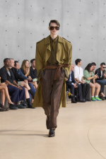 SAINT-LAURENT_FASHION_SHOW_MEN_SUMMER26_RUNWAY_26_HR