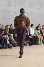 SAINT-LAURENT_FASHION_SHOW_MEN_SUMMER26_RUNWAY_29_HR