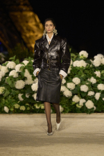 SAINT-LAURENT_FASHION_SHOW_WOMAN_SUMMER26_RUNWAY_09_LR