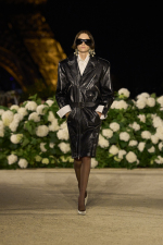 SAINT-LAURENT_FASHION_SHOW_WOMAN_SUMMER26_RUNWAY_12_LR