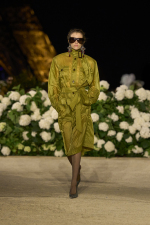 SAINT-LAURENT_FASHION_SHOW_WOMAN_SUMMER26_RUNWAY_21_LR
